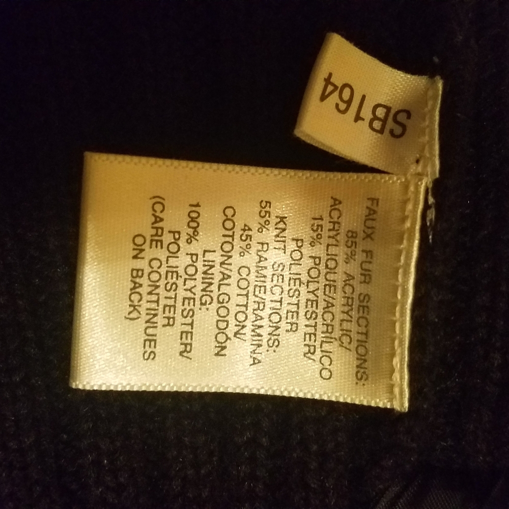 Susan Bristol Black Hooded Faux Fur  Sweater Vest - Picture 6 of 6